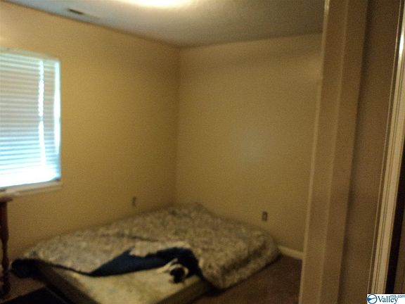 4th image of 145 Piper Ln