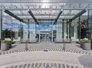 30 Inn On The Park Dr #906, Toronto, ON M3C 0P7