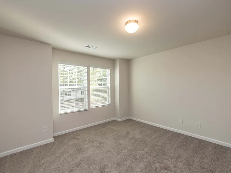 142 S Bell Ave #1 — Photo 24