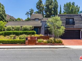 3122 Dona Susana Dr, Studio City, CA 91604