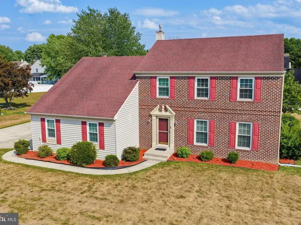 410 Eagle Nest Dr, Camden Wyoming, DE 19934