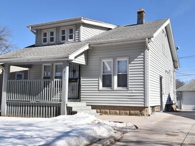 2472 N 57th St, Milwaukee, WI, 53210