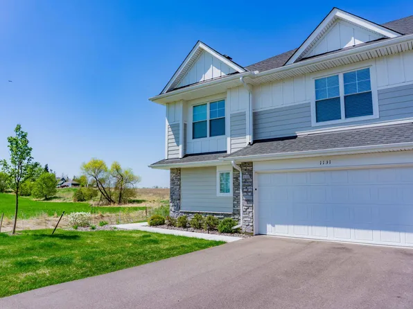 1131 Middlefield Rd, Hamel, MN 55340