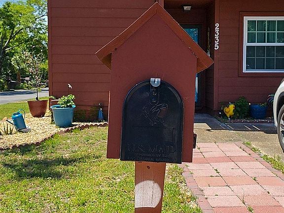 3rd image of 2335 Sugartree Ave