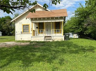 3207 N 18th St, Waco, TX 76708