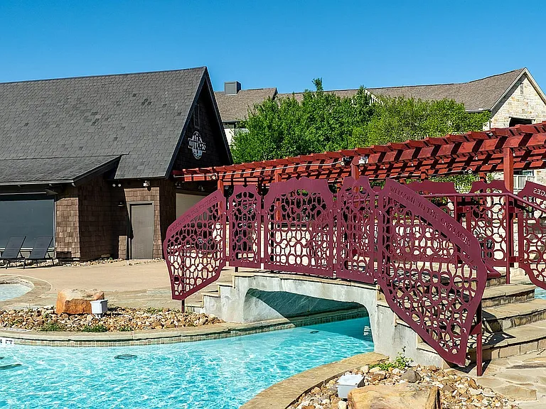 Costar Pool Bridge