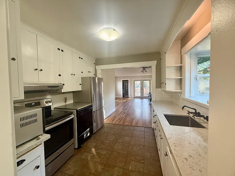 4315 Fawcett Ave — Photo 15