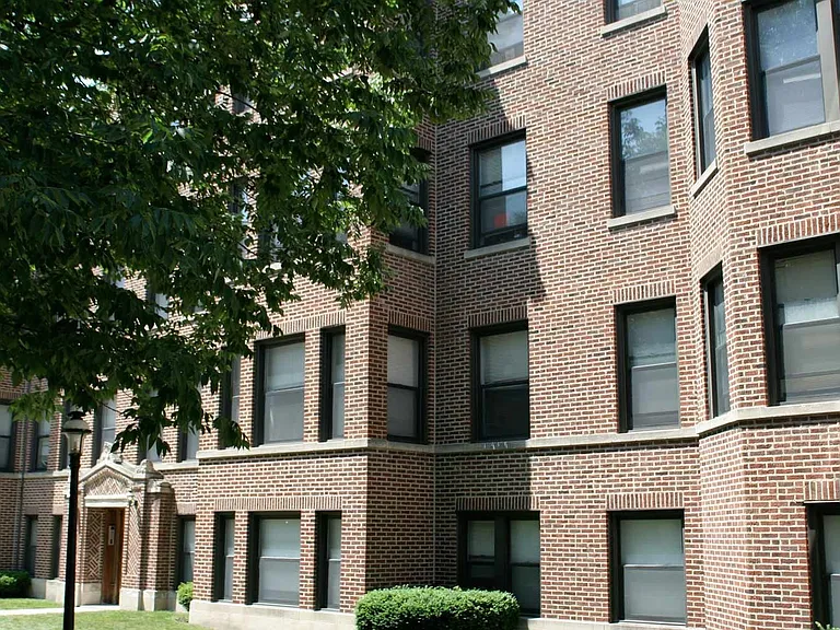 1101 E. Hyde Park Boulevard — Photo 7