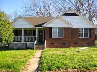 1010 Senn St, Newberry, SC 29108