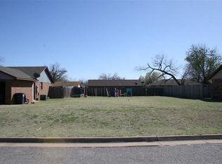 5203 Ridgeview Ave, Enid, OK 73703