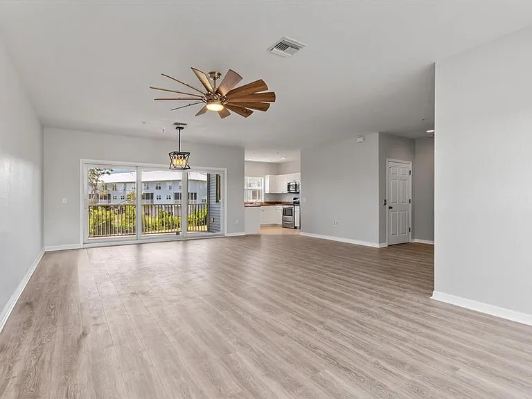 3923 Cape Haze Dr #302 — Photo 38