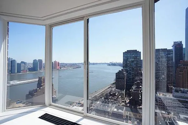 Rented by Perlbinder Realty | media 14