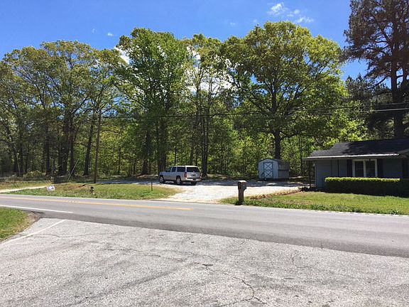 5th image of 1328 Ninety Six Hwy