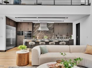 16 Canyon Shores Pl, Henderson, NV 89011