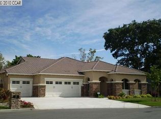 2365 St Ashley Pl, Walnut Creek, CA 94598