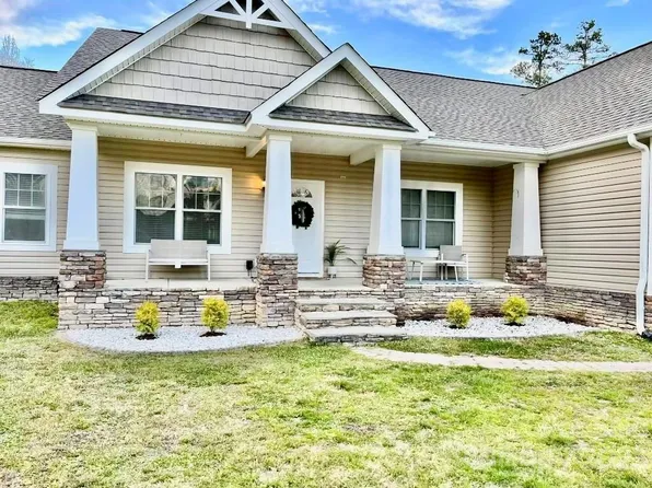 188 Sawney Creek Cir, Ridgeway, SC 29130