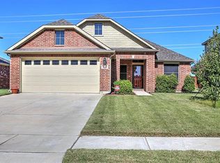 7227 La Mancha, Grand Prairie, TX 75054
