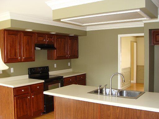 4th image of 1700 Royal Harbor Dr