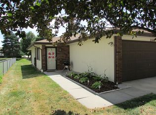 202 Glenhaven Dr, Lincoln, NE 68505