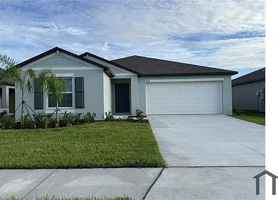 4 bed, 1936 sqft, $3,600 — Photo 2