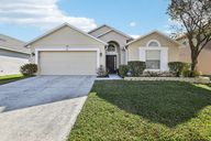 Thornbury Dr-001.jpg