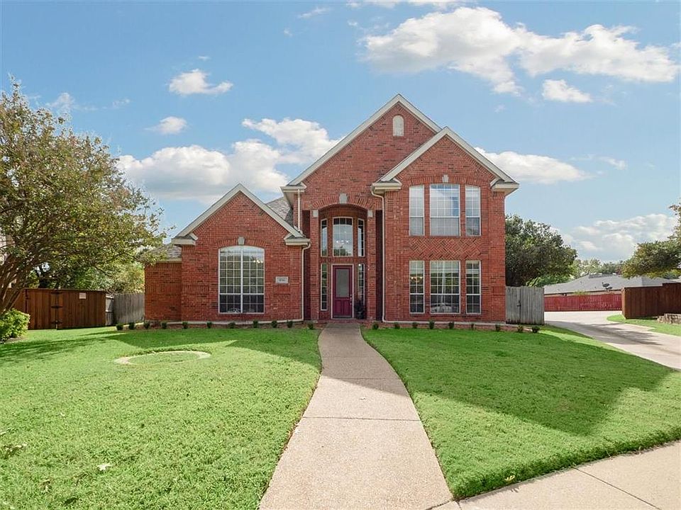 1st image of 6744 Burr Oak Dr