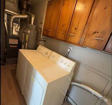 5th image of 11315 Essex Ave
