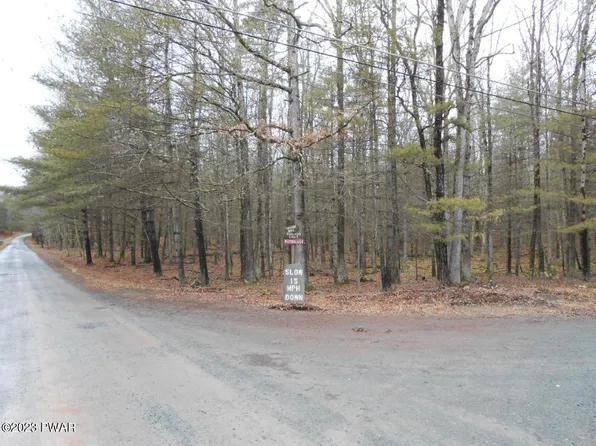 LOT 34 Trailwood Dr, Greeley, PA 18425