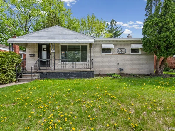 21724 Audrey Ave, Warren, MI 48091