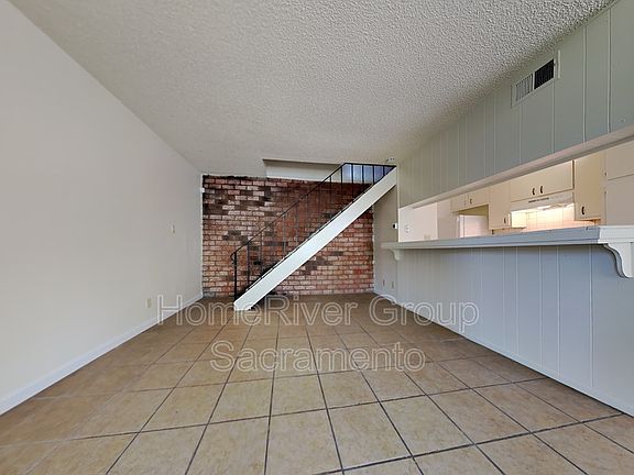 2nd image of 17 La Pera Ct APT 3