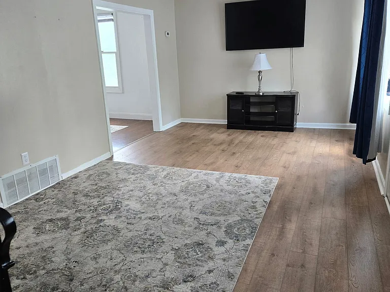 1152 Orchard Heights Dr — Photo 13