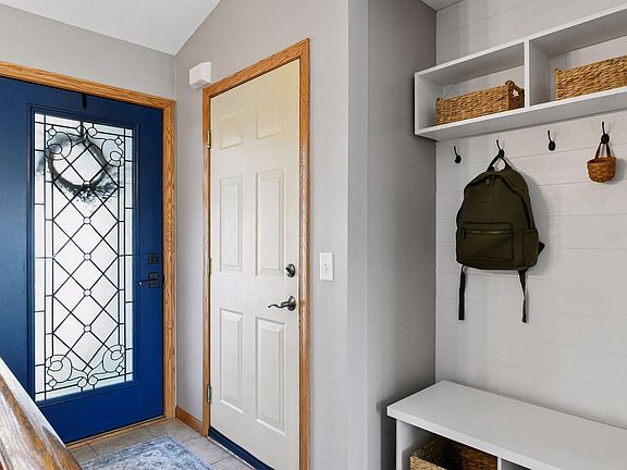 4th image of 1485 Fireside Rd