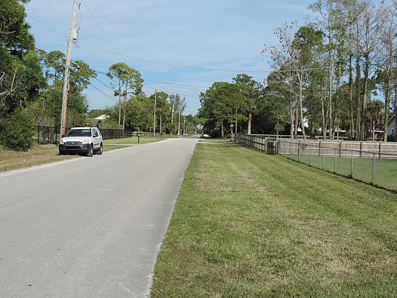 5th image of 9069 Pinion Dr