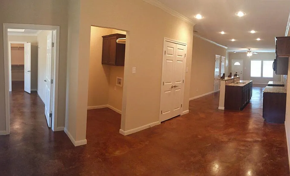 Dining Area 1