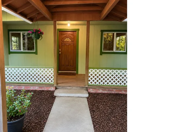 56010 Goldbrick Rd, Myrtle Point, OR 97458
