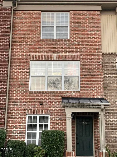 2020 Kedvale Ave Photo 1