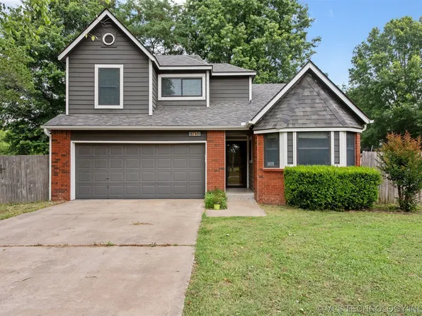 8745 E 540th Rd, Claremore, OK 74019