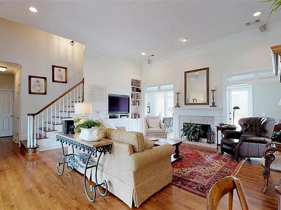 3rd image of 8655 Old Savannah Ln