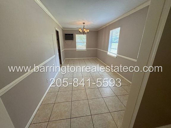 3rd image of 236 20th Ave NW