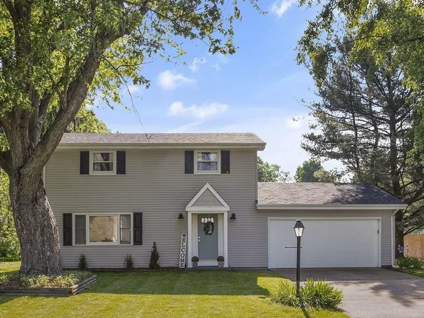 55154 Caldwell Dr, Osceola, IN 46561