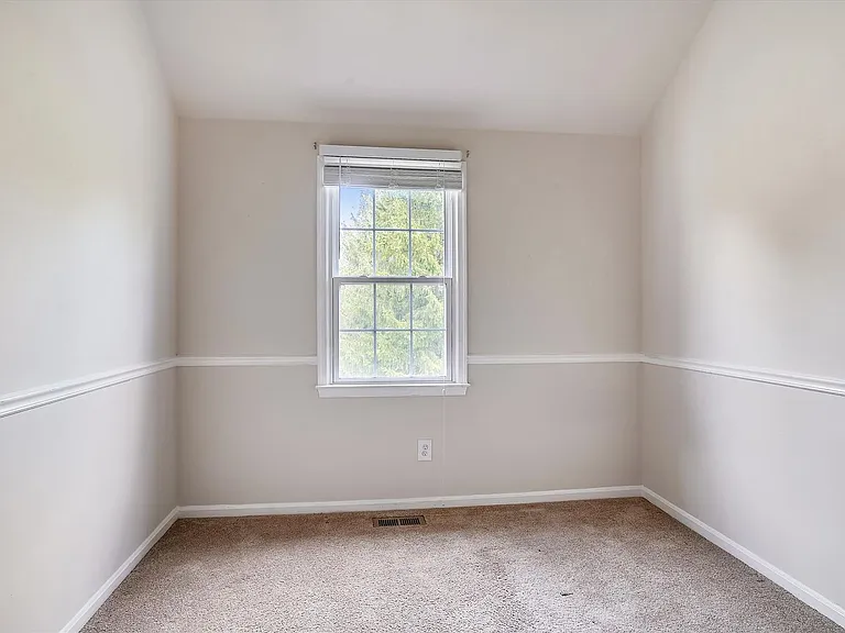 8830 Thomas Lea Ter — Photo 36