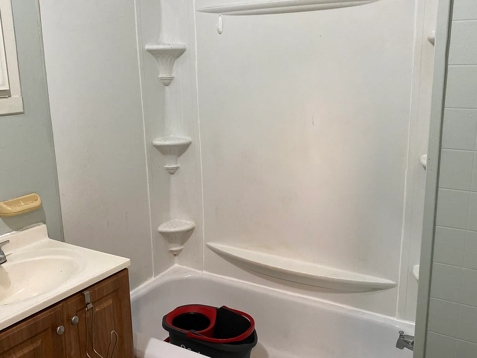 3 bed, $1,350 — Photo 2