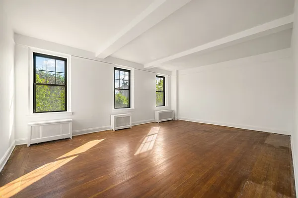 Sold by Compass | media 6