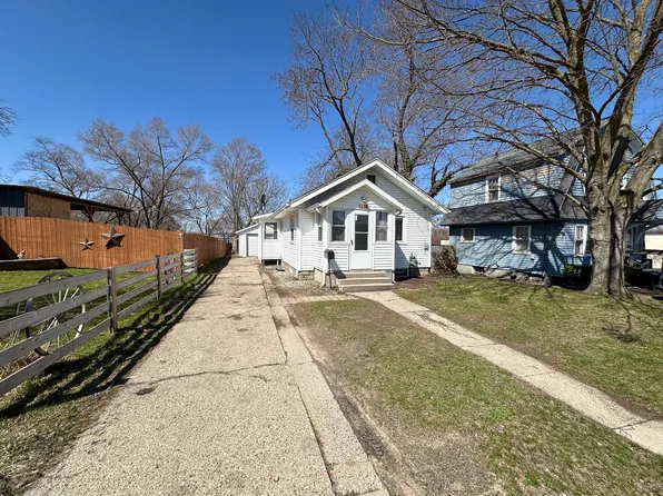 1835 Collingwood Ave SW, Wyoming, MI 49519