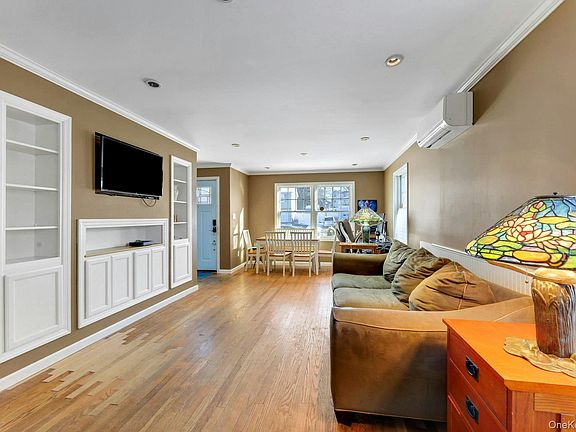 3rd image of 17 Klein Avenue