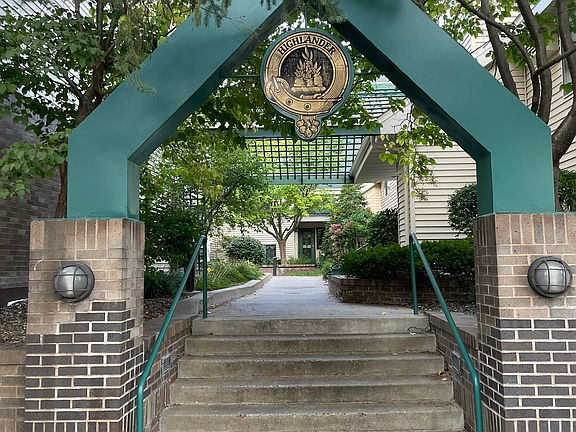 5th image of 7621 Edinborough Way APT 2307