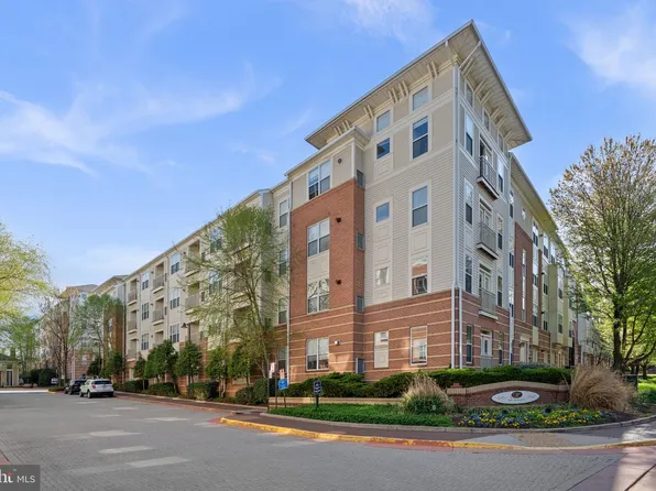 9486 Virginia Center Blvd Unit 203, Vienna, VA 22181
