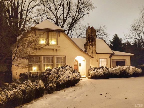 2nd image of 3954 Fort Ave