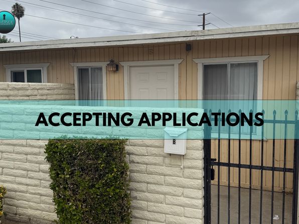 1221 Villa St APT B