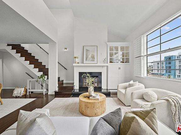 3rd image of 12515 Pacific Ave APT 208